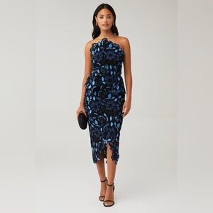 Elliatt TimesStrapless Black and Blue Floral Dress